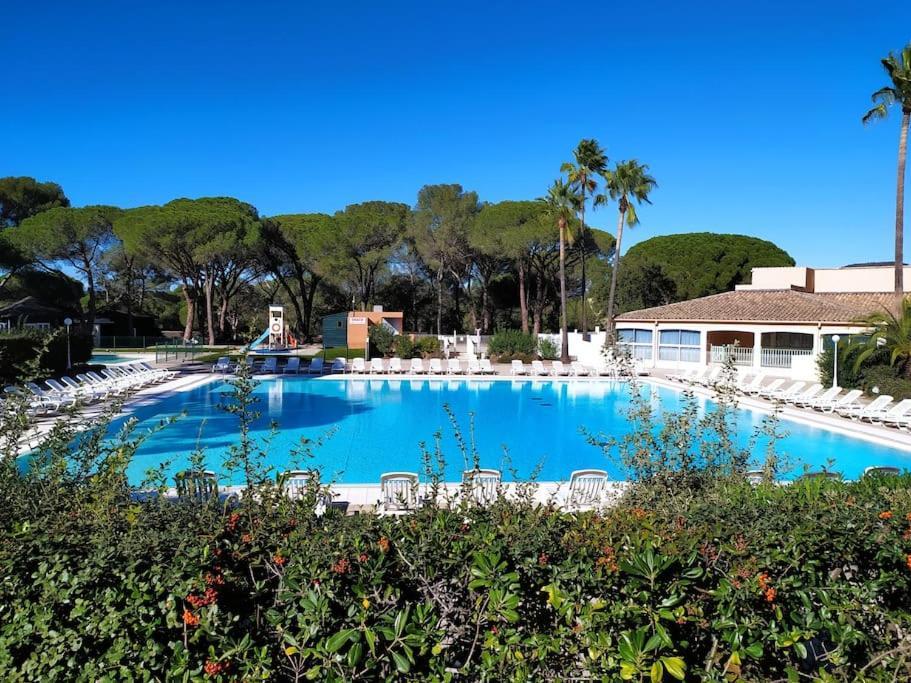 Ideal Saint Raphael Piscine Clim Parking Saint-Raphael (Var) Exterior photo